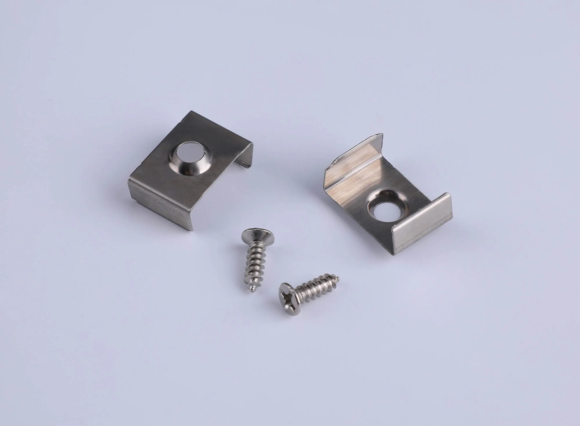 Tiras 2m, 17 x 8.5mm Aluminium Profile With Diffuser And Accessories M7383  Mantra Fusion Tiras LED Profile